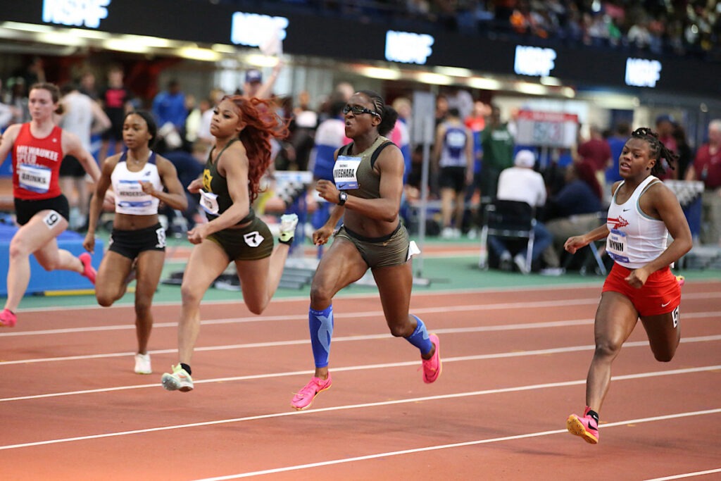 Senior Students Competing